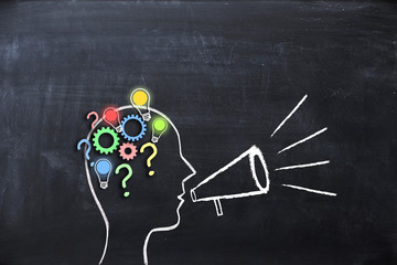 你爱的不是我,你心里还藏着谁,你爱的不是我,是否是我错了,是什么歌里的？